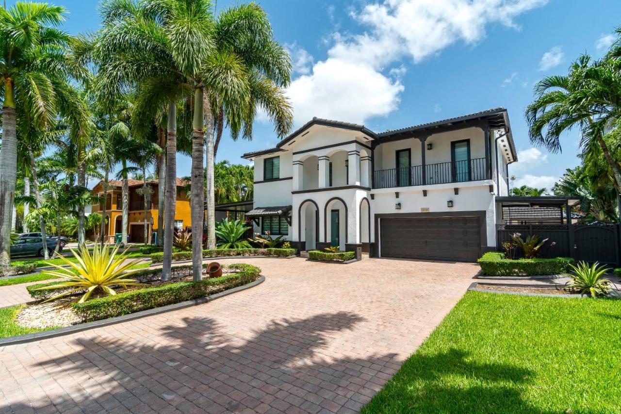 The Tropical Paradise Villa Miami Exterior photo